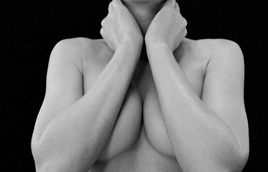 上海九院隆胸專家排行榜，你聽說過前三名的醫(yī)生嗎？附圖證明！