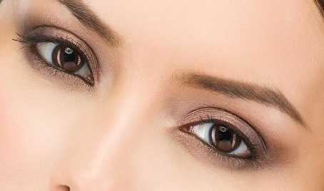 南京哪家做雙眼皮修復(fù)手術(shù)好的醫(yī)生好？教你如何選擇醫(yī)生