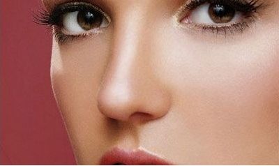 內(nèi)眼角修復(fù)杜園園有哪些方法？醫(yī)生介紹、擅長(zhǎng)點(diǎn)評(píng)_上海愛尚麗格坐診有關(guān)內(nèi)眼角修復(fù)方面的資深專家嗎？