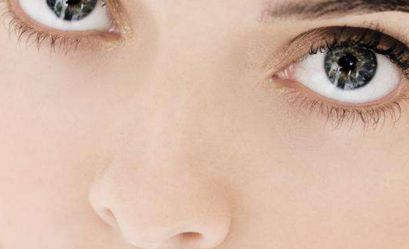 鄭州抽脂豐胸專家教你如何選擇合適的醫(yī)院