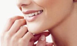 2023成都超皮秒去法令紋前10位的醫(yī)生(張麗、王少安、賴明忠為你保駕護(hù)航！)