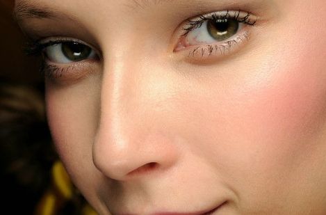 北京美聯(lián)臣醫(yī)療美容醫(yī)院的坐診人氣醫(yī)生簡(jiǎn)介及個(gè)人收費(fèi)價(jià)格如何？