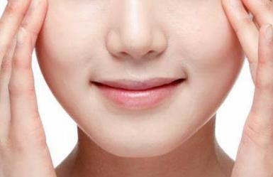 北京大學(xué)深圳醫(yī)院的雙眼皮手術(shù)專家及案例分享，價格一覽！