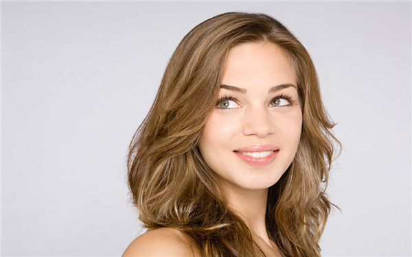 貴州省人民醫(yī)院整容外科醫(yī)生推薦，展示程代薇雙眼皮案例