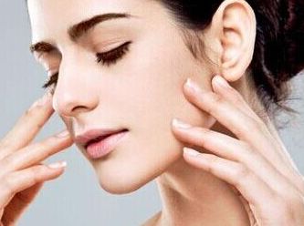 深圳哪家整形醫(yī)院做胸好？排名前幾家實(shí)力強(qiáng)大的醫(yī)院推薦！