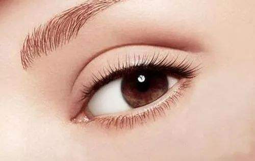 南京哪些醫(yī)生是雙眼皮修復(fù)的翹楚？揭秘五位熱門醫(yī)生，內(nèi)附醫(yī)生信息介紹及價(jià)格表為參考