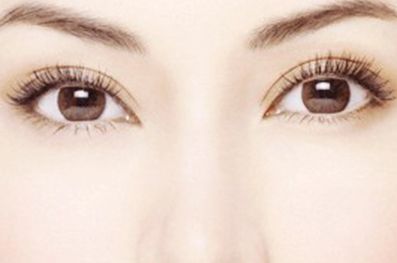 濟(jì)南哪家醫(yī)院做假體隆胸效果好且口碑佳？