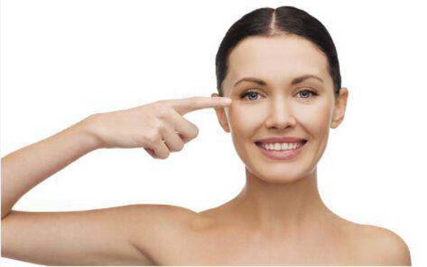 揭秘深圳鼻部整形領(lǐng)域鼻王身份！最受追捧的鼻部整形專家真相揭秘！