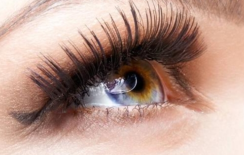 上海專家點(diǎn)評(píng)：鄒功偉醫(yī)生的雙眼皮修復(fù)效果如何？值得考慮！