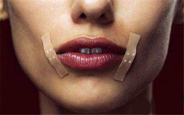 2023杭州激光射頻去痘坑權(quán)威醫(yī)生排名TOP10(黃臺(tái)曼、曹世華、湯宋佳口碑一比一強(qiáng))