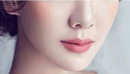 2023深圳點(diǎn)陣激光消除黑色素正規(guī)專家評(píng)分10強(qiáng)(催寓植、李永輝、陳能花醫(yī)美風(fēng)向標(biāo))