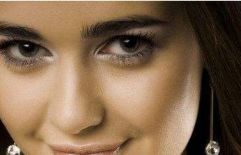 濟(jì)南哪家做微創(chuàng)眼袋好？濟(jì)南微創(chuàng)眼袋手術(shù)那家醫(yī)院專業(yè)靠譜