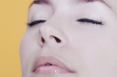 何晉龍磨骨在上海的聲譽如何？是否備受行業(yè)專家認可及技術高超？