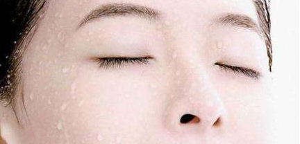 上海隆鼻醫(yī)師排行榜盤點(diǎn)！附手術(shù)費(fèi)用表+戴傳昌醫(yī)生的成功案例分享