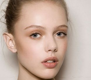 上海真正專治痘坑的醫(yī)院是哪家好？決策難題，我來幫你解決！