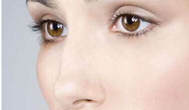 北京五位備受預約追捧的隆鼻醫(yī)生，他們的排行榜請前往參考