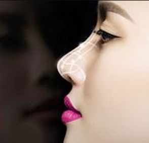 柳州眼袋整形哪家醫(yī)院好？挑選最受歡迎的專家引導前去！