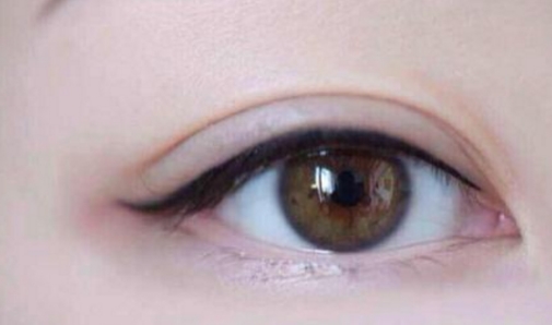 2023年全國十佳隆胸醫(yī)生盛行，讓你挺胸自信