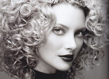 武漢市割雙眼皮哪家好？選擇時需注意三個關鍵因素