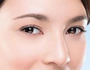 佛山豐胸醫(yī)生最新排名揭曉！搶先了解入選醫(yī)生，找到你理想中的專家