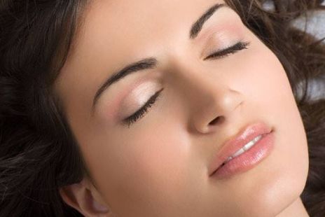 如何選擇一位專業(yè)的北京麗星魏志香的眼睛修復(fù)醫(yī)生？