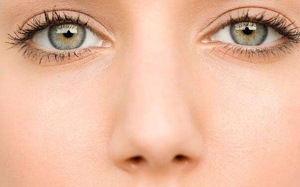 貴陽(yáng)隆鼻醫(yī)生推薦：五位醫(yī)師介紹，其中宋俊輝醫(yī)生以技術(shù)造詣聞名！