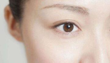 張榮荃咖啡斑治療技術(shù)：鄭州集美整形美容醫(yī)院的完美解決方案