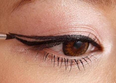 沈陽隆鼻醫(yī)生推薦！找到不二選擇，手術(shù)費(fèi)用詳解！