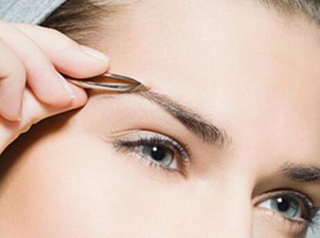 揚(yáng)州郭軍下頜骨手術(shù)醫(yī)生簡(jiǎn)介及手術(shù)價(jià)格詳解，滿意度持續(xù)贊！