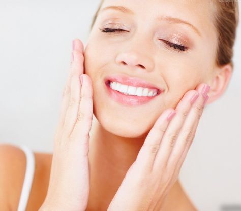 2023北京乳房唇修復(fù)強榜前十強的專家(許聰、李鳳苔、賈康再上榜)