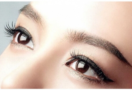 成都整形領(lǐng)域七位知名醫(yī)生閃耀排行榜，備受推崇的游曉波、李運(yùn)峰、姜宇祿等居前位置