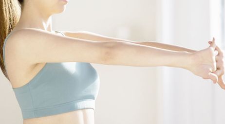 上海美聯(lián)臣李湘雨磨骨手術(shù)有何特點(diǎn)？醫(yī)生背景與經(jīng)驗(yàn)如何？