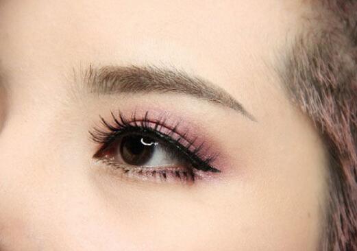 沈陽有哪些技術(shù)在線PK的名流雙眼皮好醫(yī)生？探討王旭、桓莉等專業(yè)醫(yī)師！