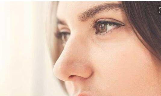 蘇州哪些專業(yè)醫(yī)生在鼻子整形領(lǐng)域有杰出表現(xiàn)？前五名醫(yī)生名單披露，各具實(shí)力！