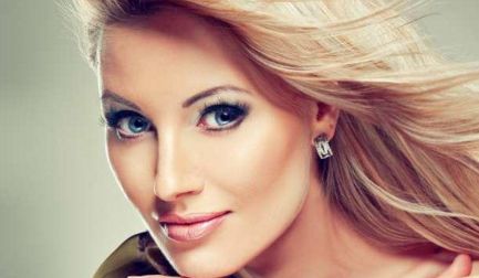 昆明哪家醫(yī)院做眼袋手術(shù)好？找知名專家進行細(xì)致推薦