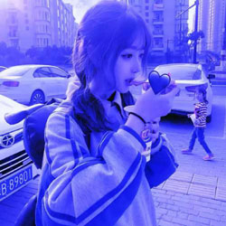 傅煒?biāo)?/></div>
                            <div>傅煒?biāo)?/div>
                            <div style=