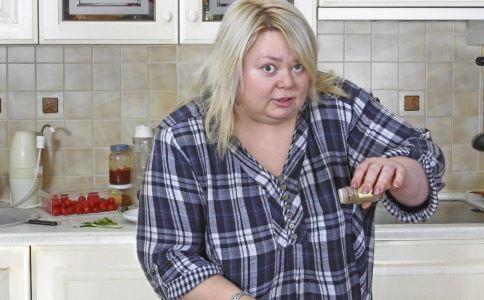 秋天夜跑如何有效瘦身，超越肥胖的秘籍