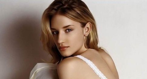 安全高效的面部拉皮手術(shù)，除皺效果令人滿意，適合廣大求美者