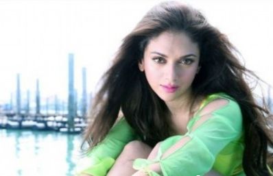 雙眼皮修復(fù)手術(shù)特點及相關(guān)注意事項詳解