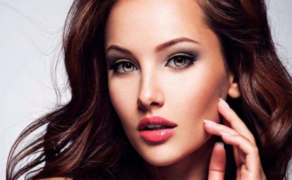 慶祝顴骨重構(gòu)成功：掌握瘦臉科學(xué)，輕松改善下頜角寬大！