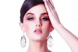 毛孔粗大問(wèn)題怎么解決？彩光嫩膚真的有效嗎？