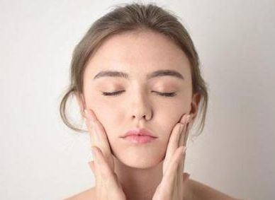 了解唇部畸形問題，了解嘴唇整形手術(shù)