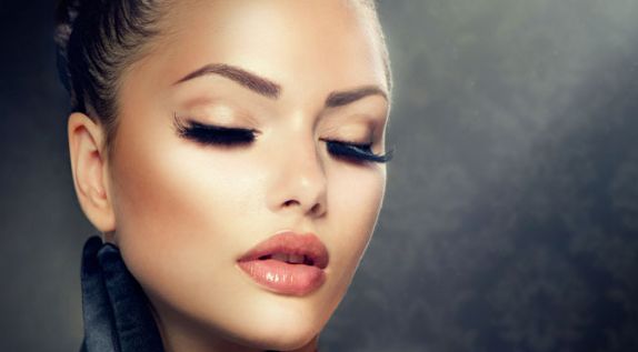 冬季適宜養(yǎng)生，喝香菜枸杞姜水能瘦身嗎？