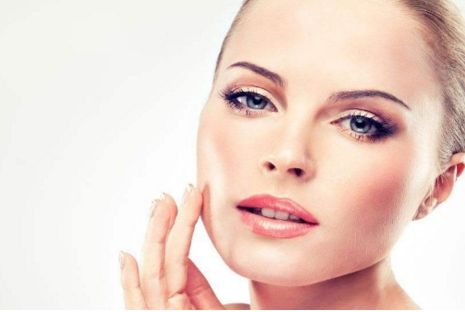 選擇白鼻隆鼻之爭：軟骨隆鼻與假體隆鼻各有優(yōu)劣