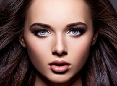 如何有效改善斑點(diǎn)？彩光祛斑對(duì)皮膚有何風(fēng)險(xiǎn)？