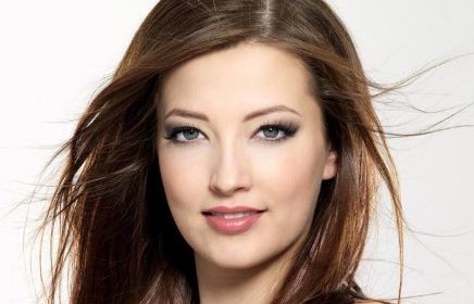 進(jìn)口硅膠假體隆鼻種類(lèi)大揭密，專(zhuān)業(yè)解讀硅膠與膨體的選擇！