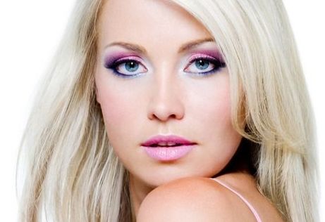 割雙眼皮手術(shù)的收費標準及相關(guān)因素分析