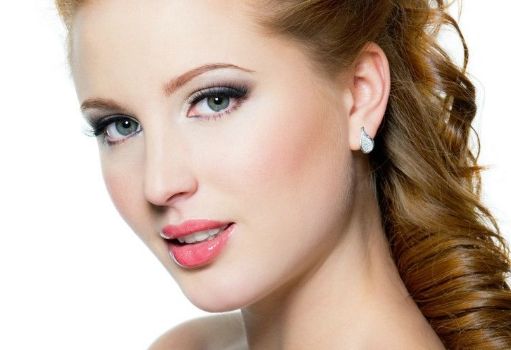 開眼角留疤，嘗試這些方法輕松緩解！