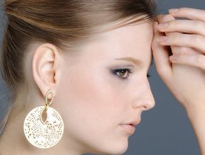 超聲波去眼袋的適宜年齡及手術(shù)效果全解析