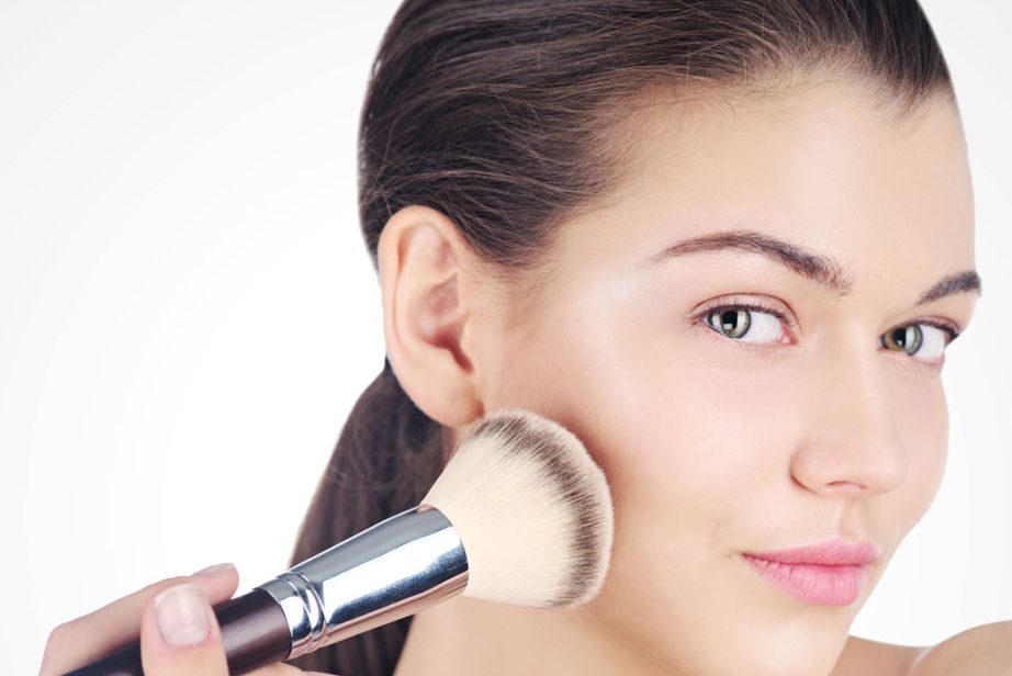 眼袋抽脂手術(shù)后，眼型是否會(huì)改變？